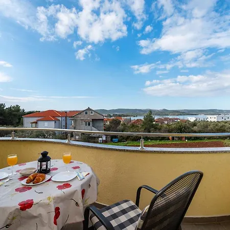 Sandra Lejlighed Torrette