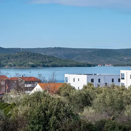 Sandra Apartment Turanj