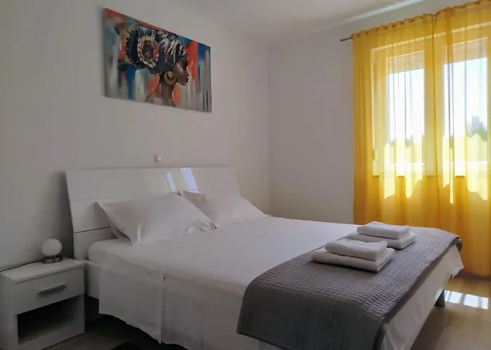 Apartment Sandra Turanj